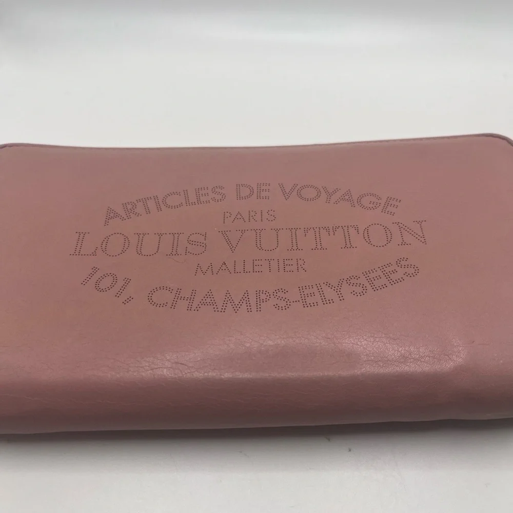 Louis Vuitton Articles De Voyage Zippy Wallet